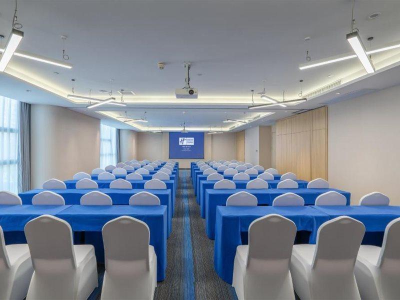 Holiday Inn Express Changsha Shifu By Ihg Екстериор снимка